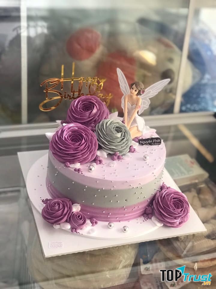 Mẫu bánh sinh nhật đẹp tại tiệm