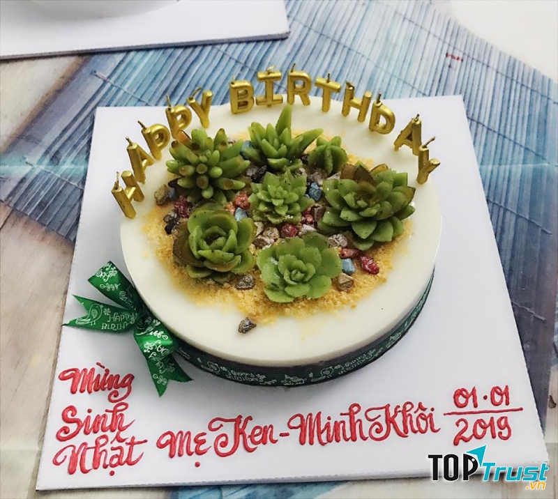 Bánh kem Yến Khanh