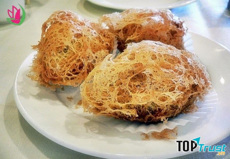 Bánh khoai môn chiên giòn