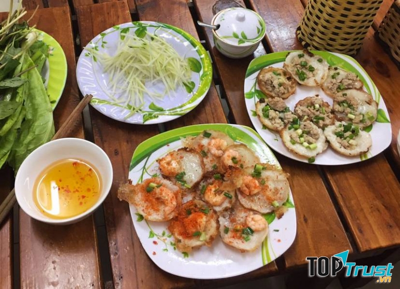 Bánh khọt Hải Âu