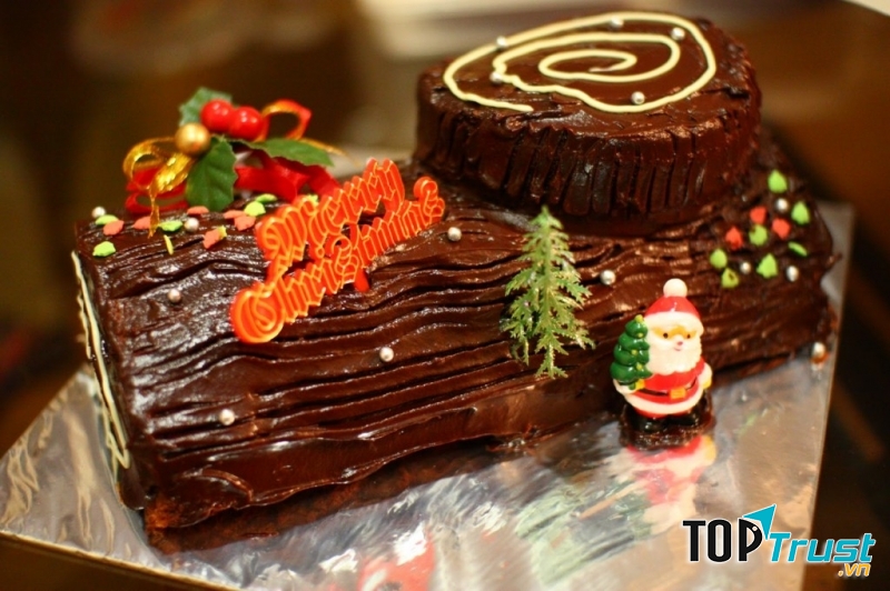 Bánh khúc cây giúp tiệc Giáng sinh thêm trọn vẹn hơn