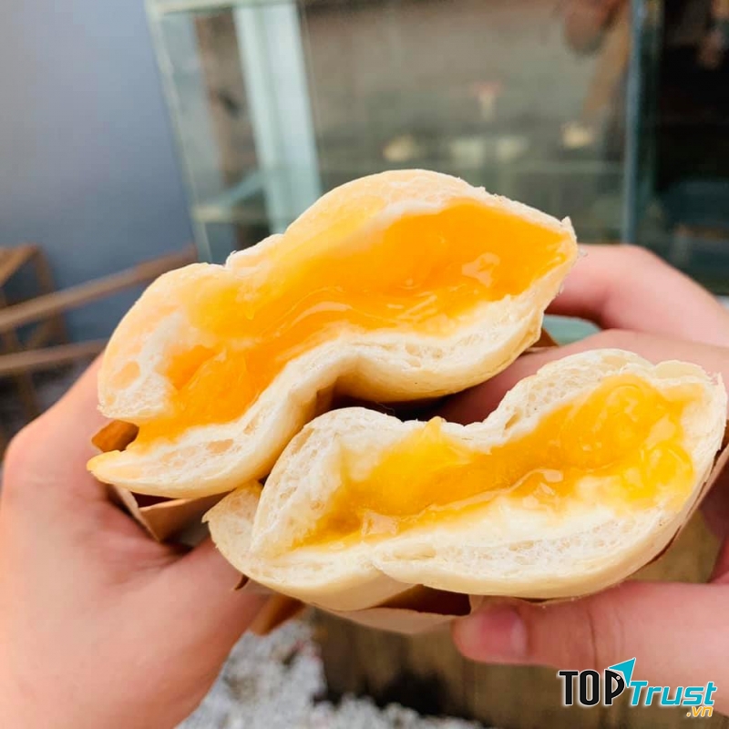 Bánh mì Ba Con Meo