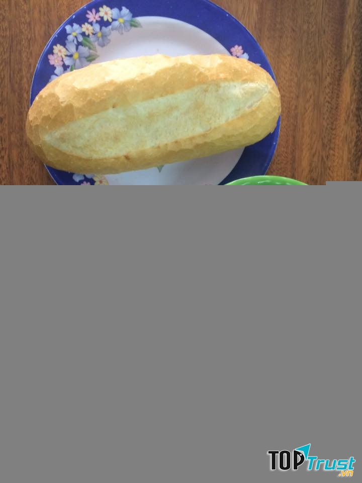 Bánh mì bò sốt vang