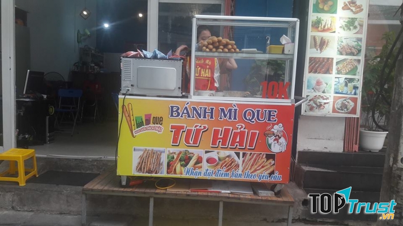 Một cơ sở bánh mì cay Tứ Hải