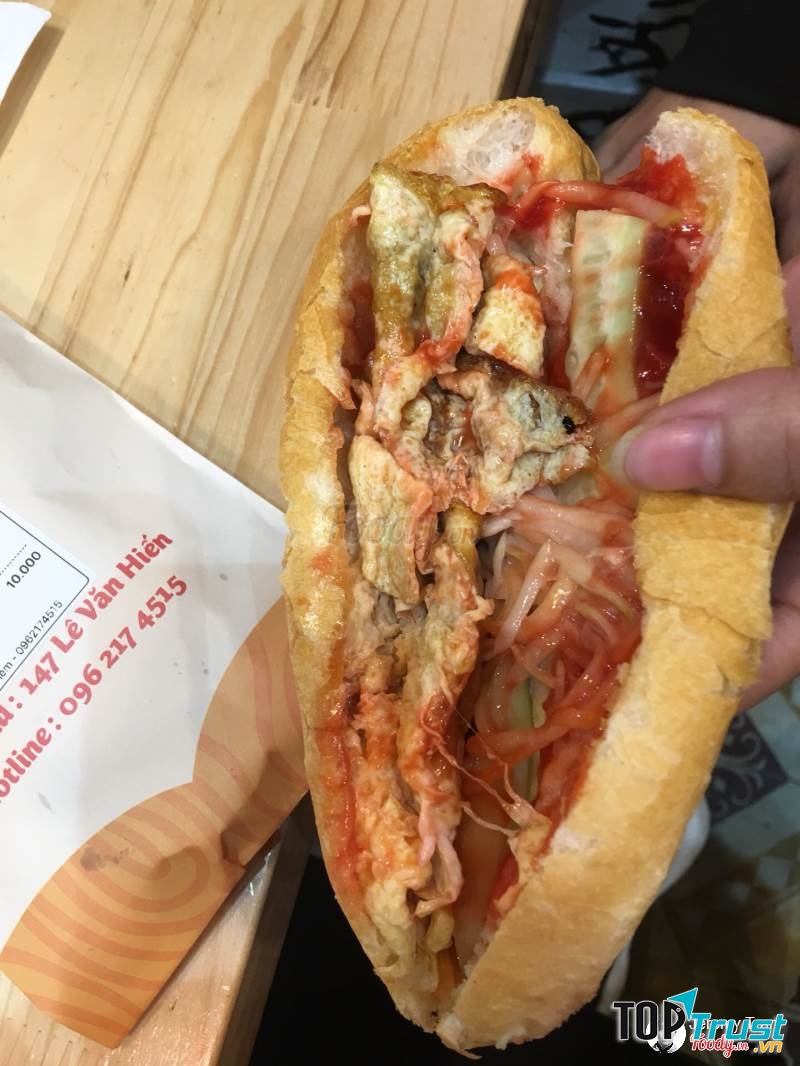 Bánh Mì Hẻm, Lê Văn Hiến