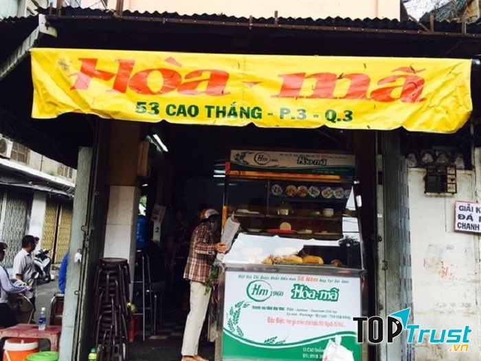 Tiệm bánh mì Hòa Mã