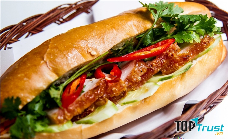 Bánh mì Hương Móm