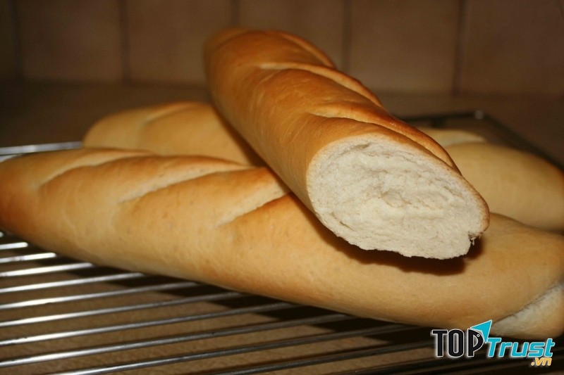 Những chiếc bánh mì thơm ngon của thương hiệu bánh mì nổi tiếng Huyền Bình