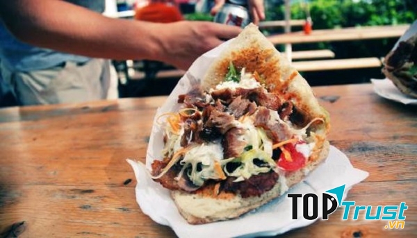 Bánh Mì Kebab - Nguyễn Văn Luông