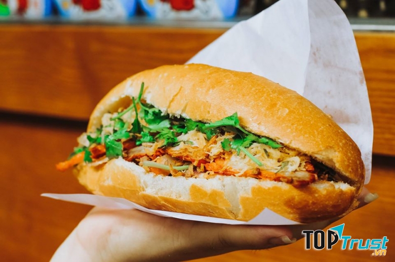 bánh mì Lãn Ông