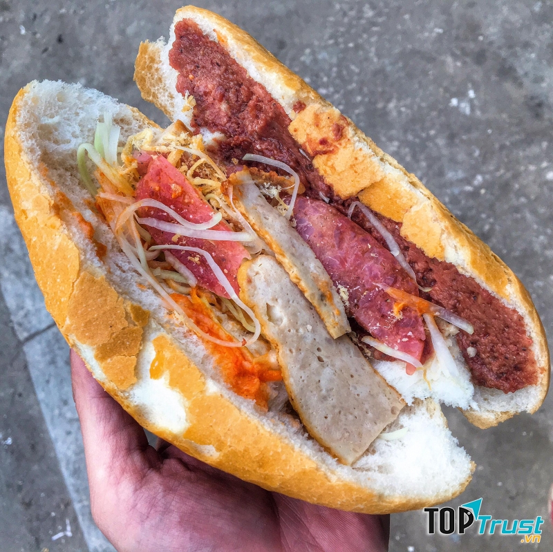 Bánh mì Như Lan