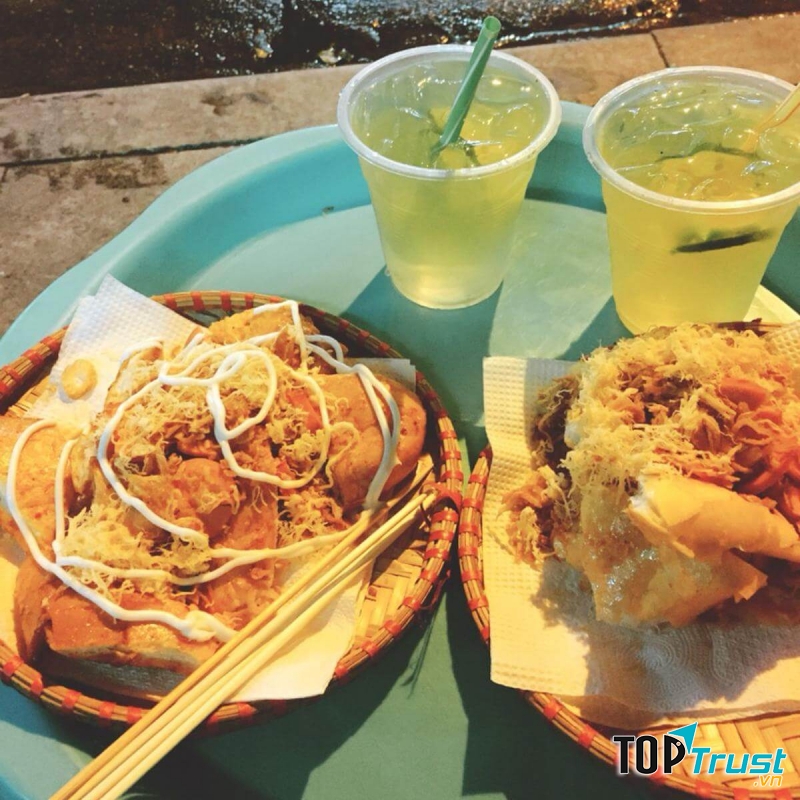 Bánh mì nướng muối ớt (Hàng Khoai)