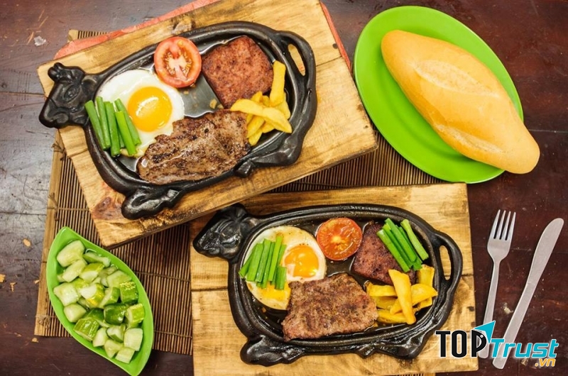 Bánh mì Ô Long - Hồ Đắc Di