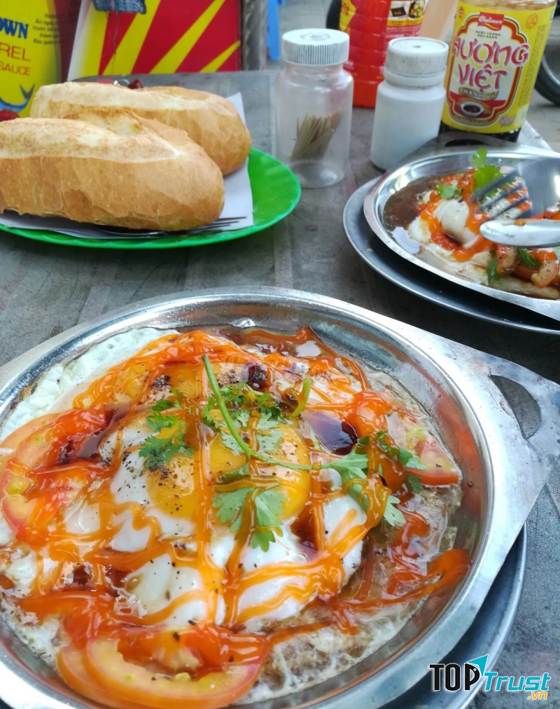 Bánh mì chảo Ông Già