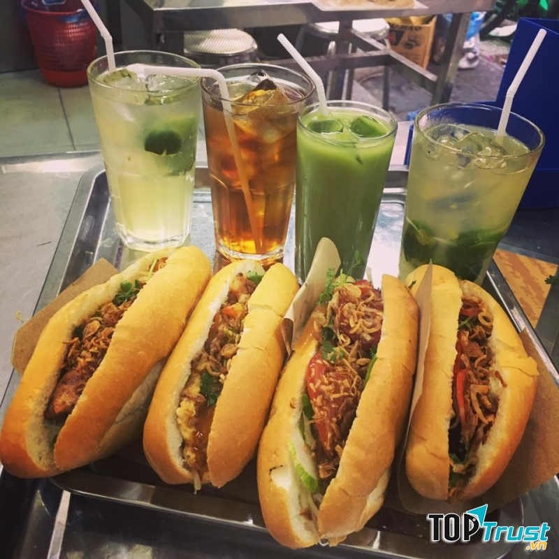 Bánh mì Phố Cổ - 38 Đinh Liệt