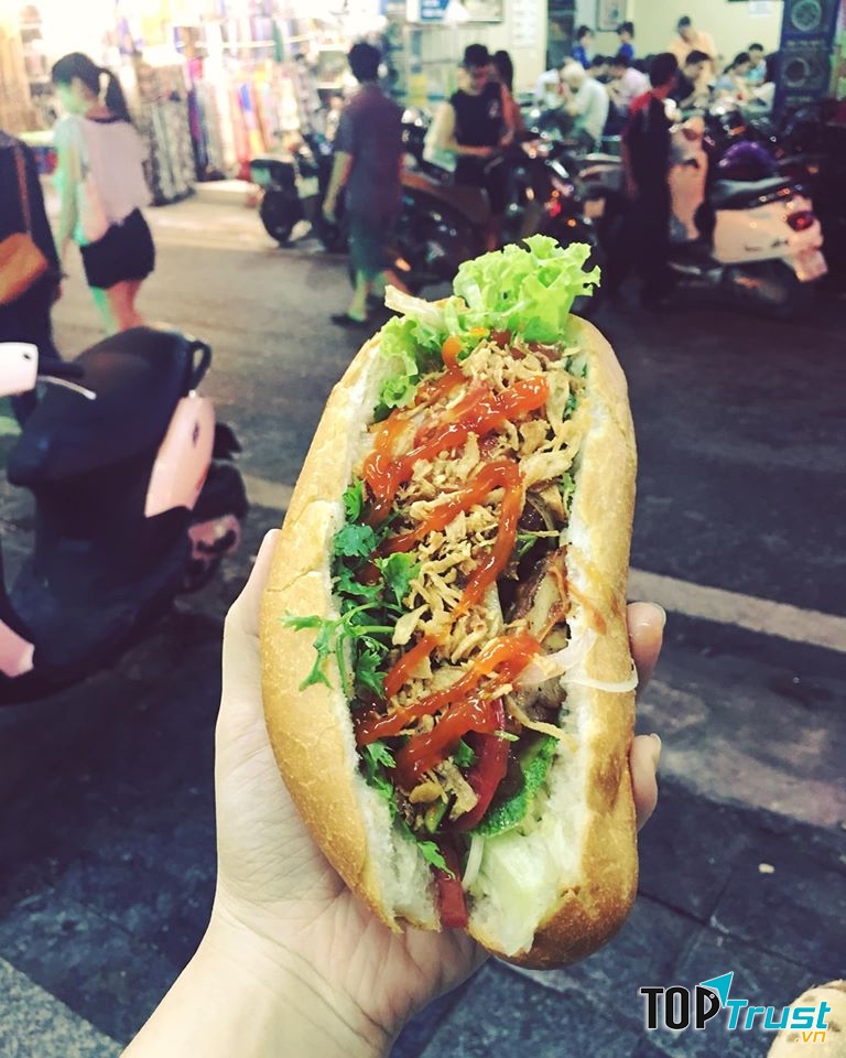 Bánh mì Phố Cổ - 38 Đinh Liệt