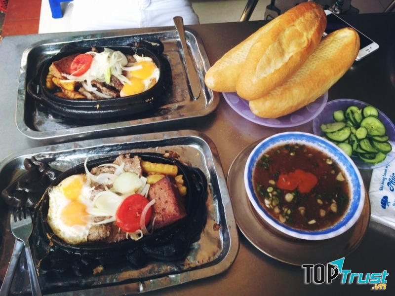 Bánh Mì Phúc Yết Kiêu