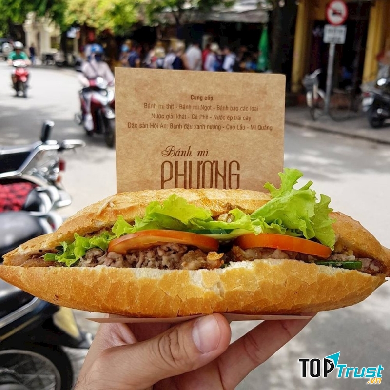 Bánh mỳ Phượng