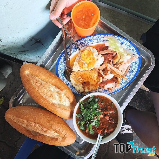 Bánh Mì Cô Nga
