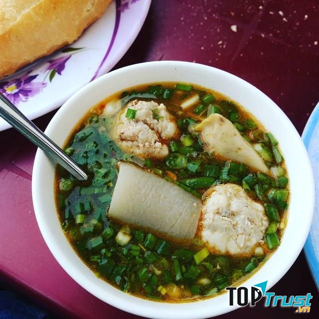 Nhỏ mà có võ vô cùng