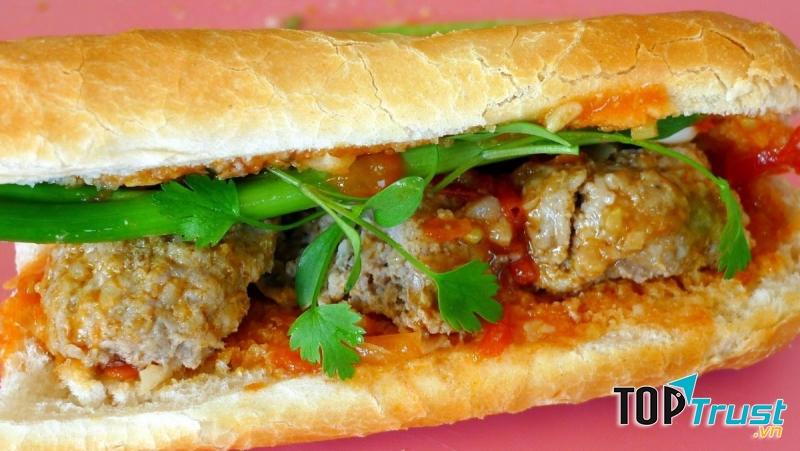 Bánh mì xíu mại khô