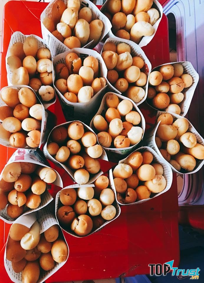 Bánh mỳ cay và chè thái - Đinh Tiên Hoàng