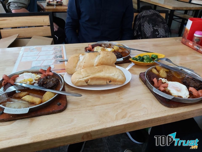 Bánh mỳ chảo Tuấn Mai