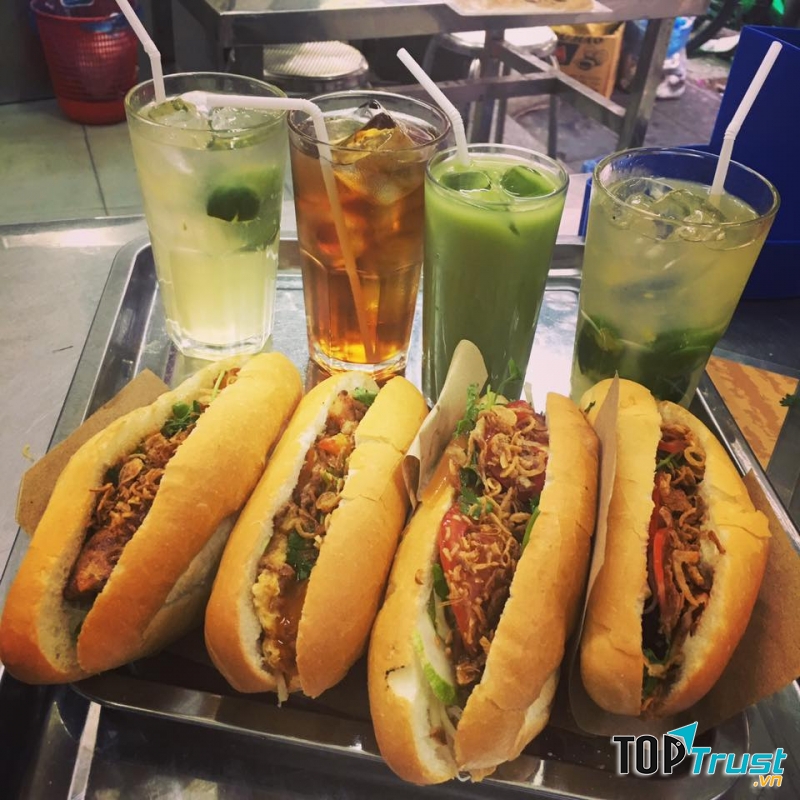 Bánh Mỳ Phố Cổ - 38 Đinh Liệt