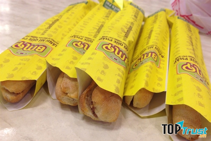 Bánh mì que Pháp đậm đà hương vị khó quên