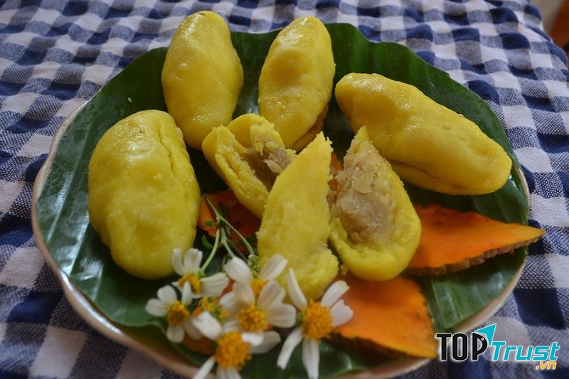 Bánh nghệ là một cái tên khá đặc biệt, một loại bánh ngon dân dã của người dân Thái Bình