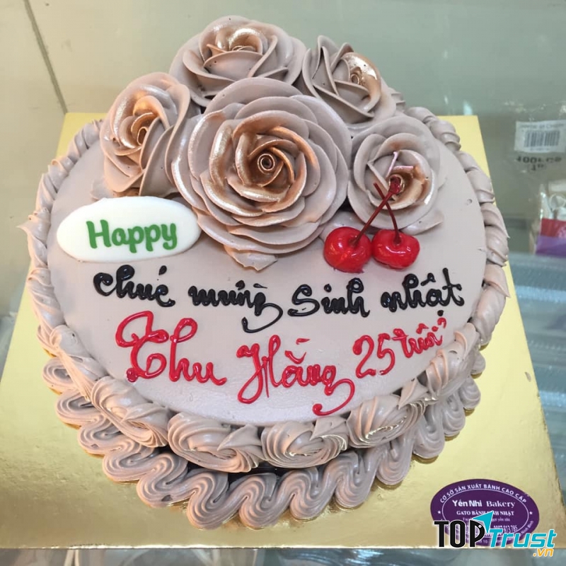 Những chiếc bánh kem sinh nhật là điểm mạnh của bánh ngọt Yến Nhi