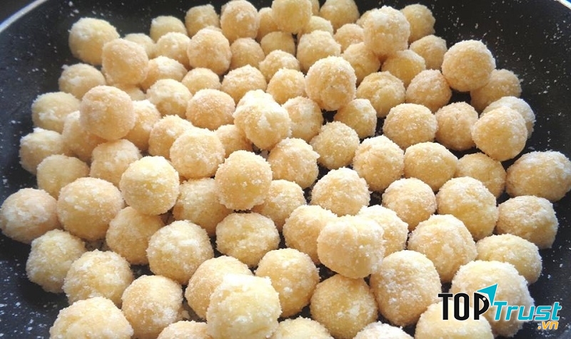 Bánh nhãn ngon, giòn.