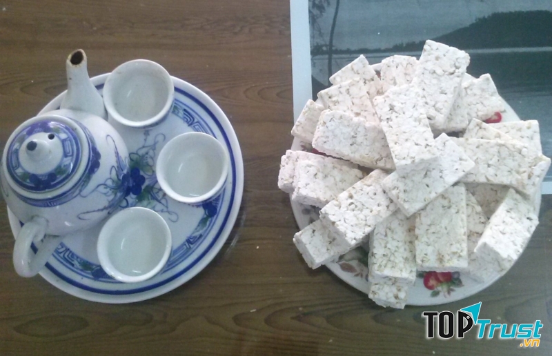 Bánh nổ món tráng miệng tham đạm