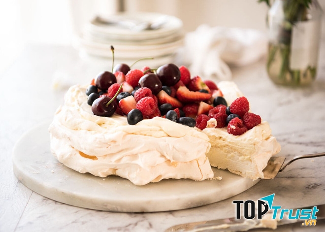 Bánh Pavlova (Australia)