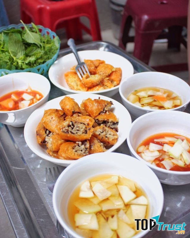 Bánh rán Ngõ Kim Ngưu