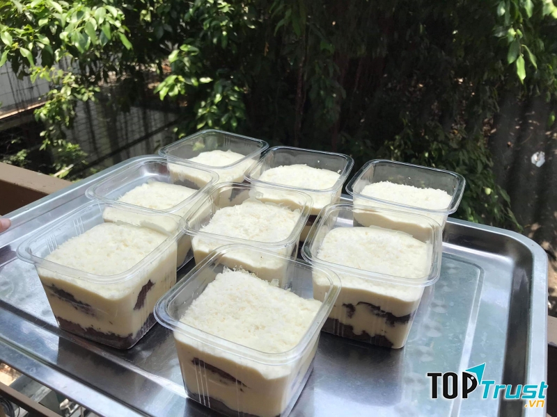 Tiramisu dừa
