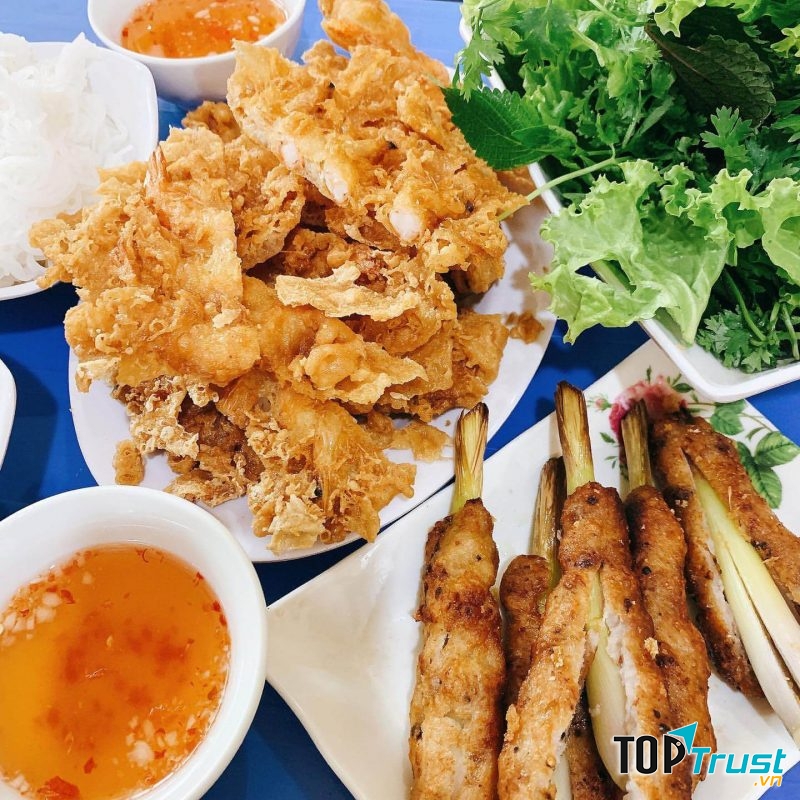 Bánh tôm Bà Lộc