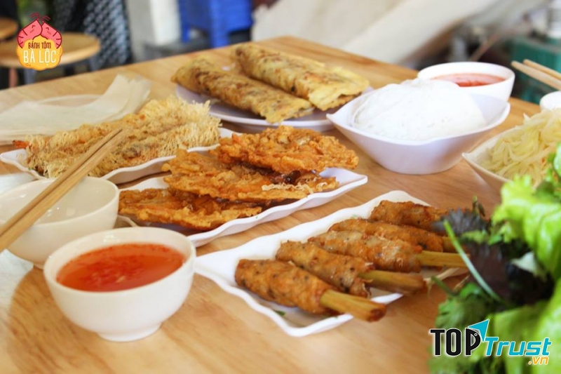  Quán bánh tôm Bà Lộc