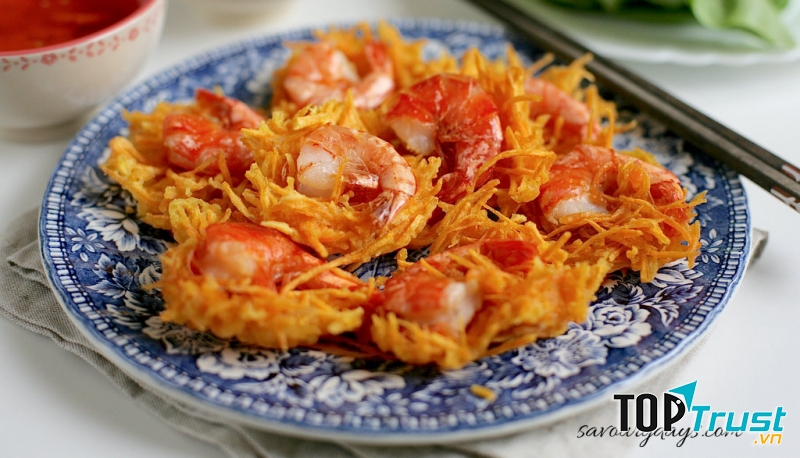 Bánh tôm – Phủ Tây Hồ, Đường Thanh Niên