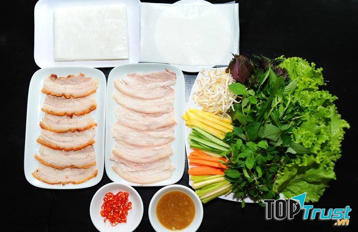 Bánh tráng cuốn thịt heo