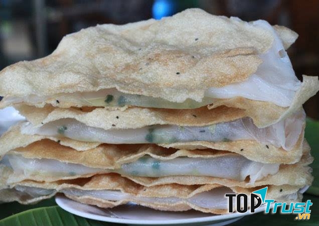 Bánh tráng đập Bà Tứ