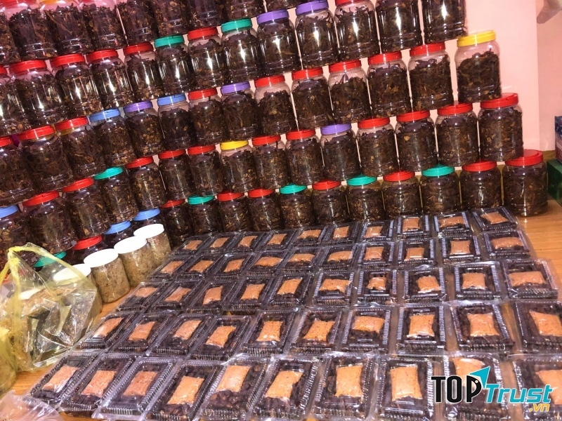 Bánh Tráng Khuc Thuy