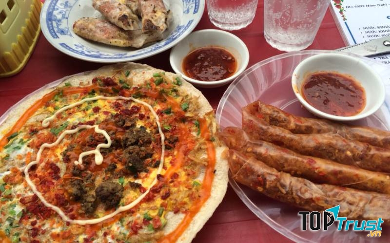 Thưởng thức bánh tráng nướng mang hương vị Đà Lạt tại Đà Nẵng