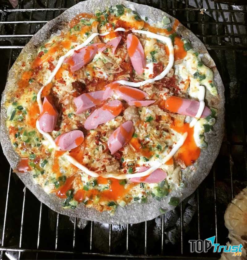 Bánh tráng nướng Bùi Thị Xuân