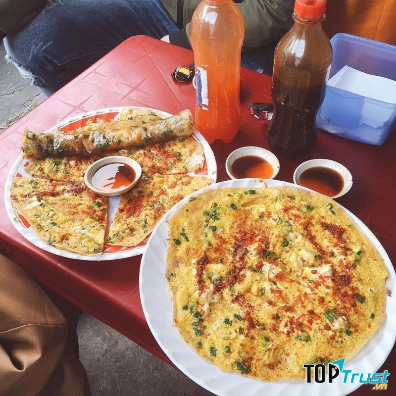 Bánh tráng nướng cô Hoa