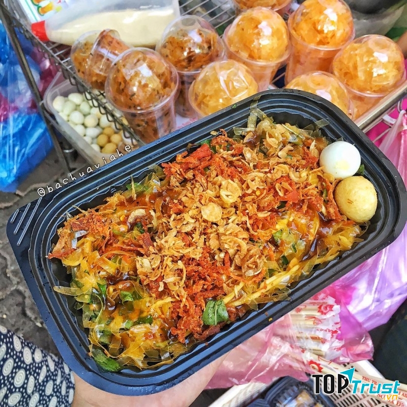 Bánh tráng trộn Hòa Hảo