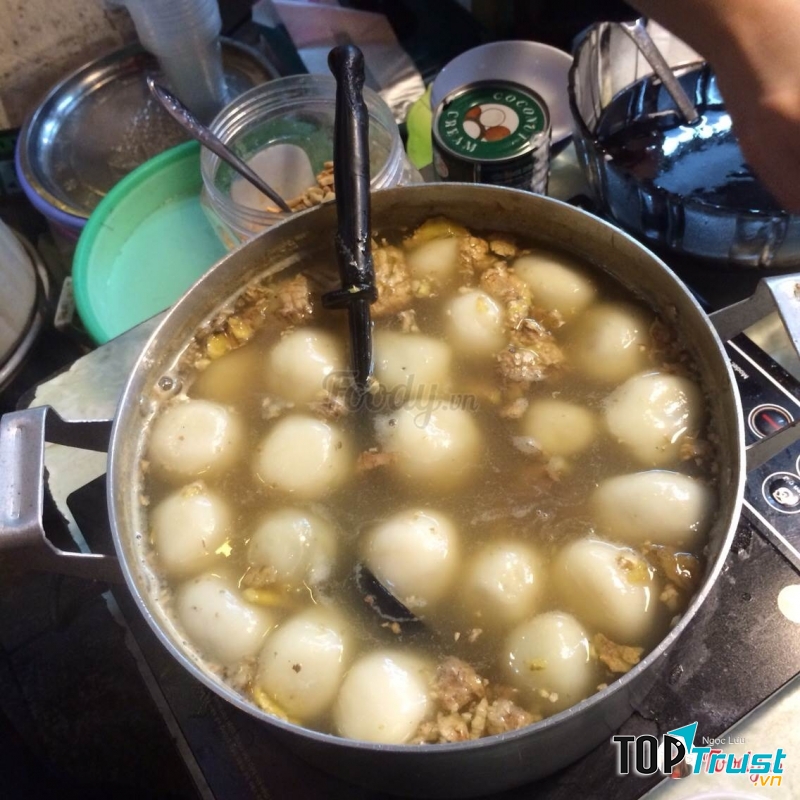 Bánh ở đây lúc nào cũng nóng, lại thơm thơm mùi gừng rất dễ chịu