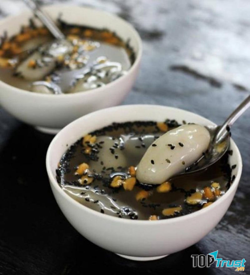 Bánh trôi tàu phố Bạch Mai