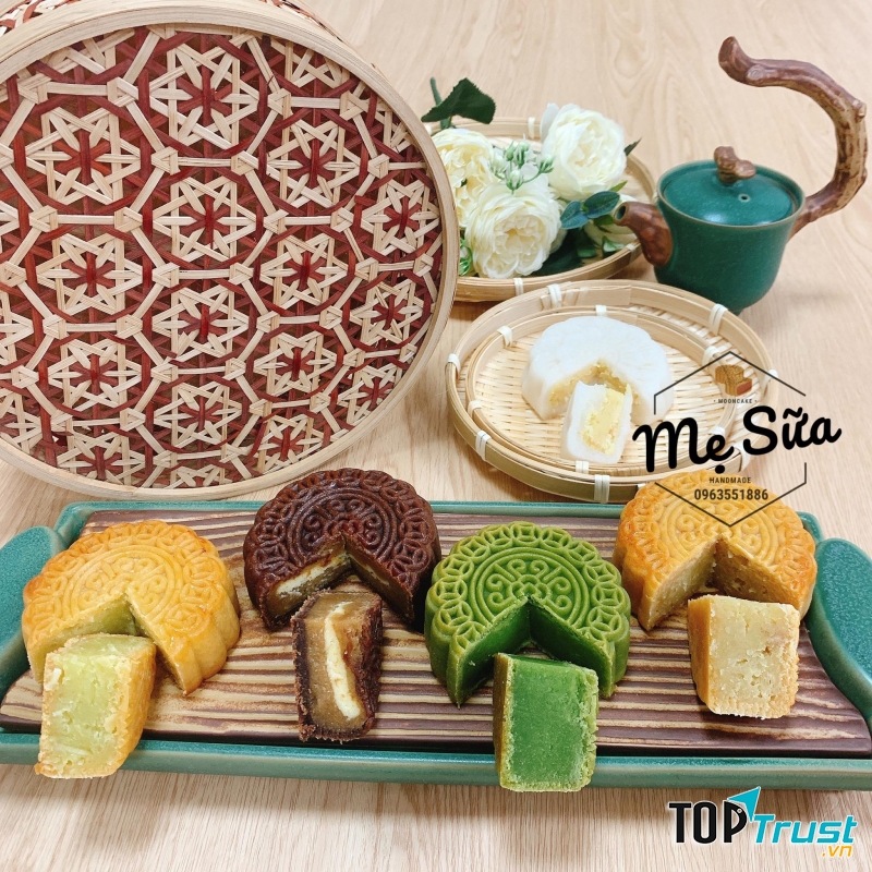 Bánh Trung thu Handmade - Mẹ Kem Sữa