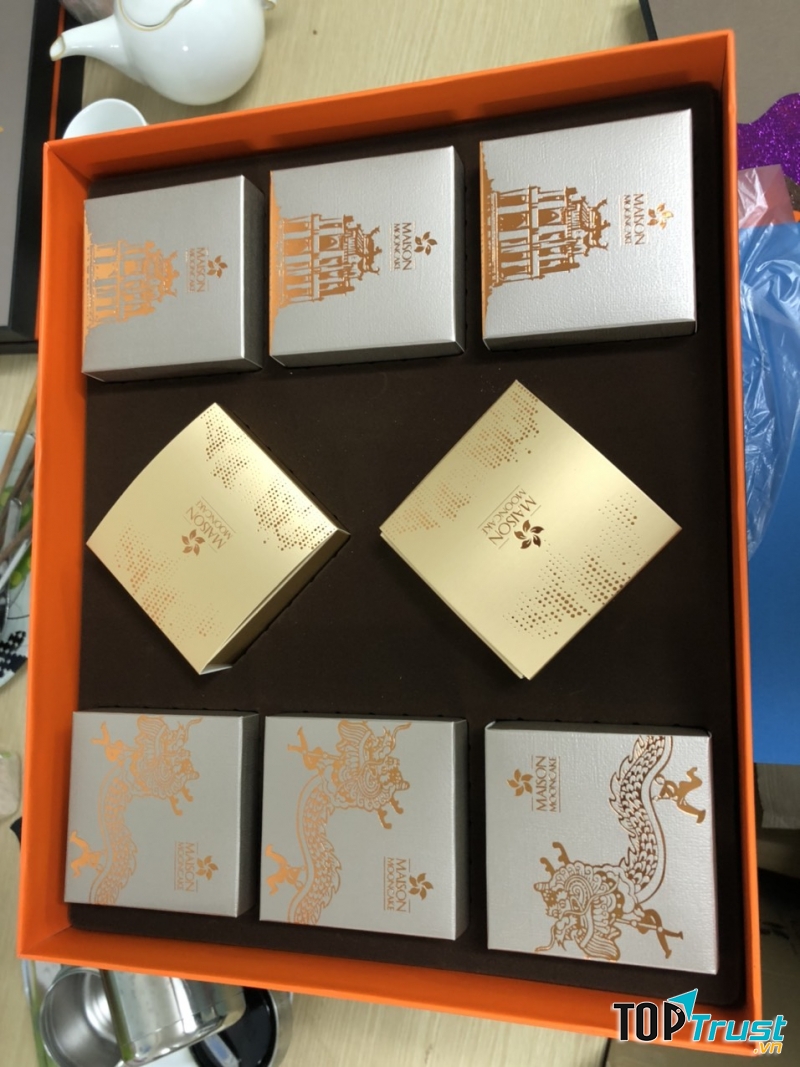 Hộp Nồng Nàn: Bánh Trung Thu Maison Des Gâteaux